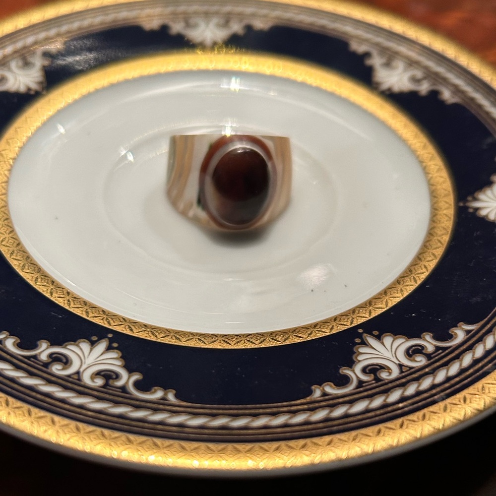 Vintage Shell & Horn Ring - image 4